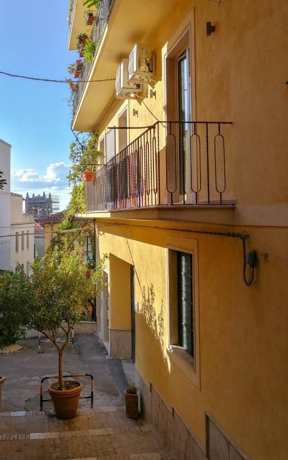Apartamento Taomau - Duomo Square Taormina Exterior foto